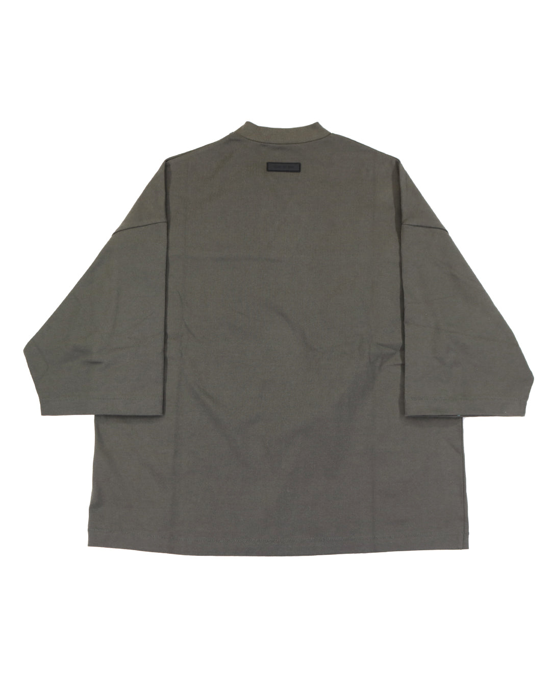 新品未ESSENTIALS Football Tee グレー&黒 セット売り PUMA プーマ メンズ サッカーウェア 上下セット WINTERIZED PACK