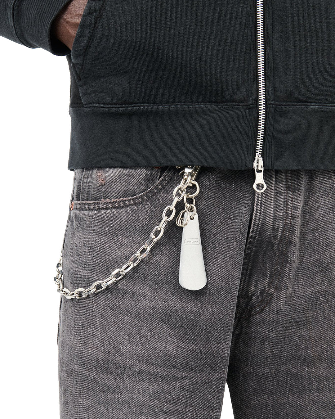 OUR LEGACY SHOEHORN KEYRING – THE GALLERY BOX